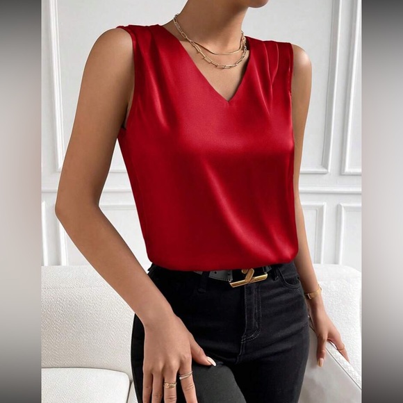 Luxe V neck sleeveless blouse - Picture 2 of 16